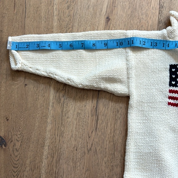 American Flag Sweater - Picture 6 of 6